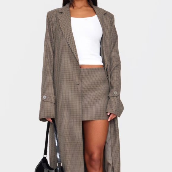 Pretty Little Thing KHAKI CHECK PRINT OVERSIZED TRENCH COAT Size 10 - Picture 1 of 1